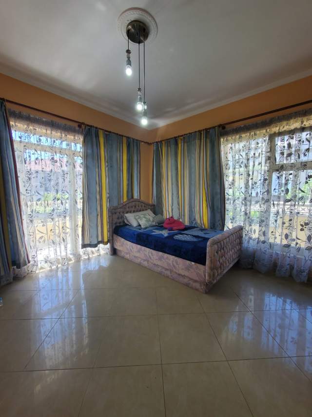 Tirane, jepet me qera Vile 2+1+BLK Kati 2, 130 m² 400 Euro