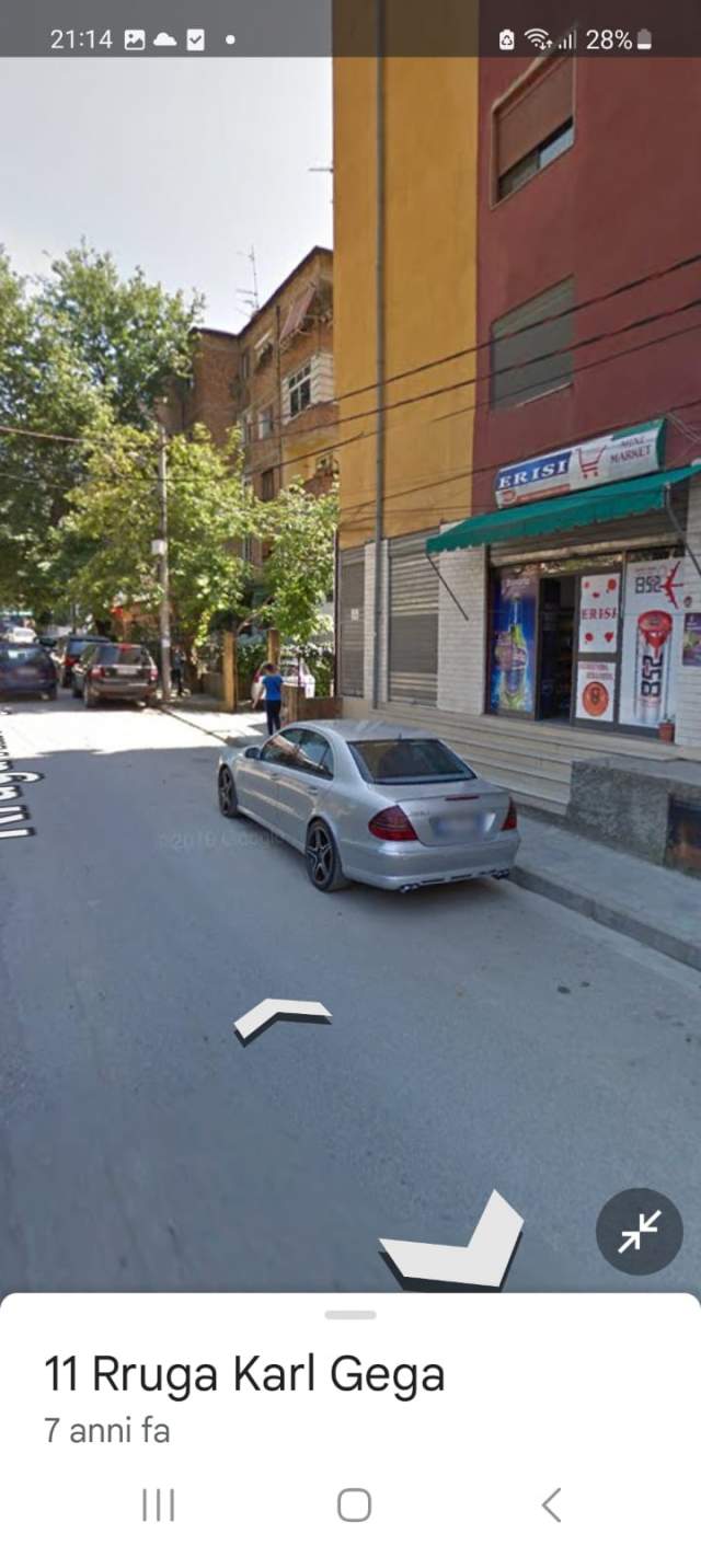 Tirane, shitet dyqan Kati 0, 64 m² 3200 Euro/m2 (Rruga Karl Gega)
