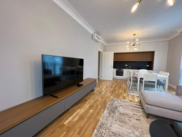 Tirane, jepet me qera apartament 1+1+BLK Kati 2, 98 m² 1.000 Euro (Joy Residence)