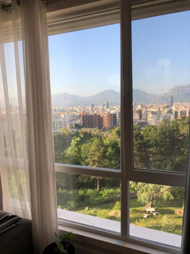 Tirane, shes apartament  (Kopshti Botanik,)