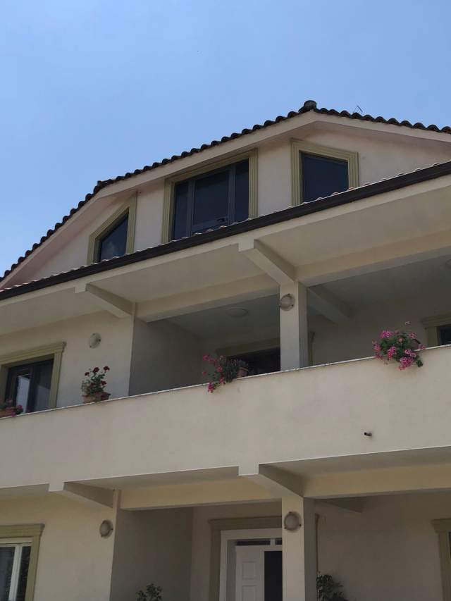 Tirane, jepet me qera Penthouse 2+1+A+BLK Kati 2, 100 m² 35.000 Leke (Zografet)