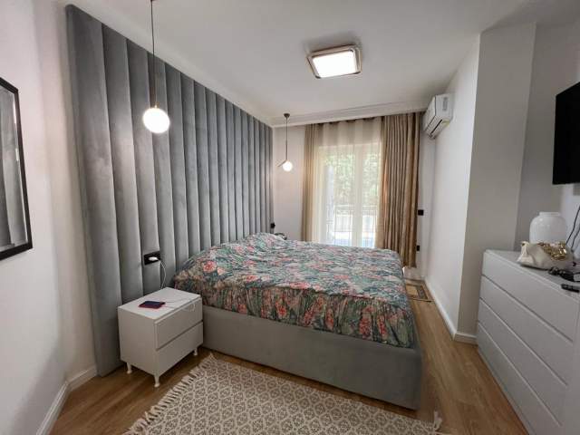 Tirane, jepet me qera apartament 3+1+BLK Kati 1, 140 m² 1.400 Euro (KOPSHTI ZOOLOGJIK)