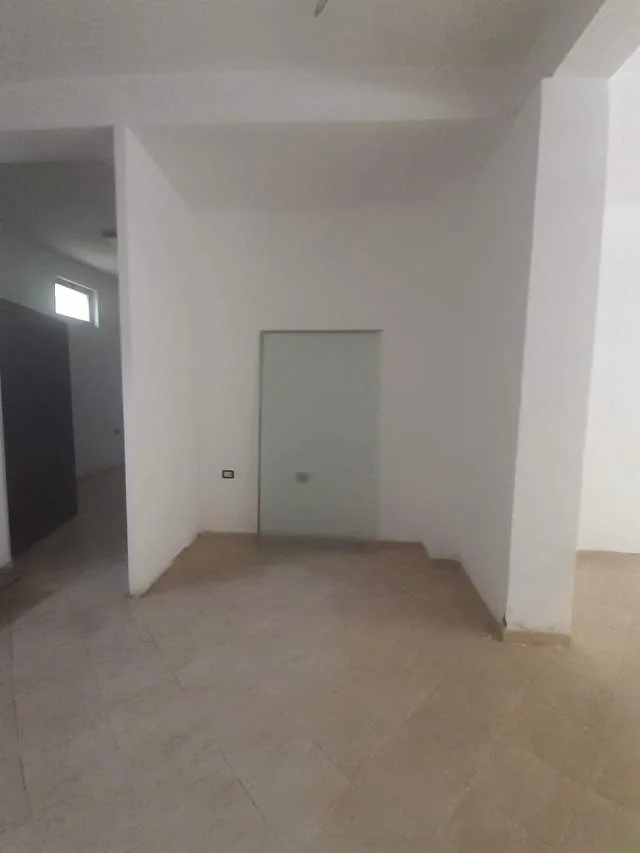 🌟Tirane, jap me qera ambjent biznesi Kati perdhes, 200 m² 1600 Eur ne muaj