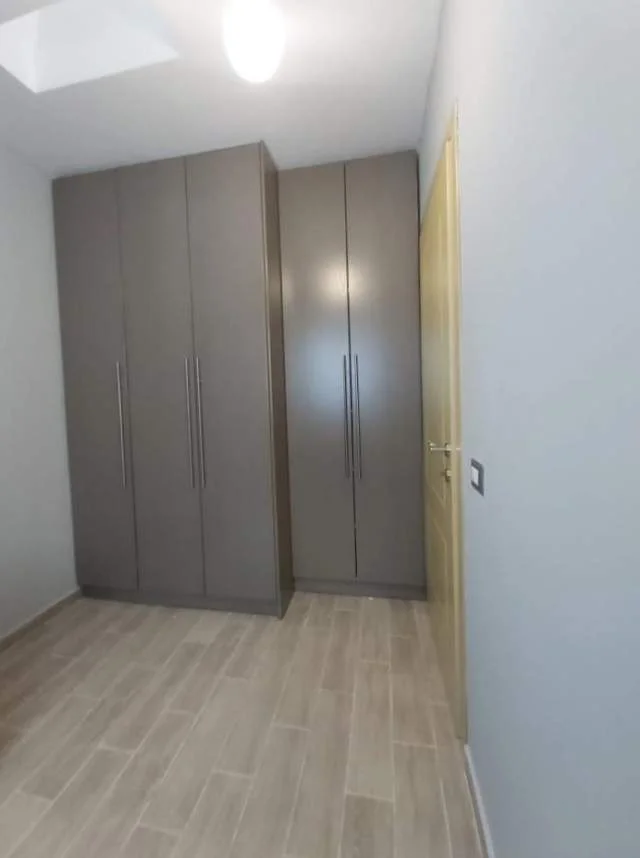 Tirane, jepet me qera shtepi 2+1 Kati 1, 100 m² 450 Euro (Rruga Mihal Duri 40-46, Tirana)