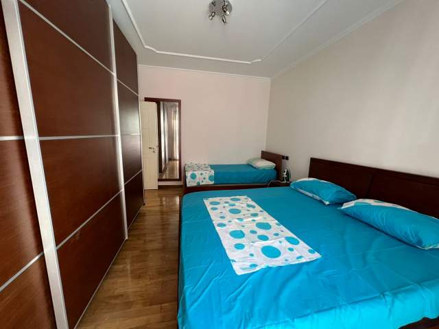 Tirane, jepet me qera apartament 1+1 Kati 3, 55 m² 500 Euro (Rruga Andon Zako Çajupi Tiranë,Shqipëria)