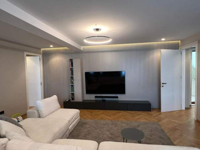 Tirane, shitet apartament Kati 8, 117 m² 170.000 Euro