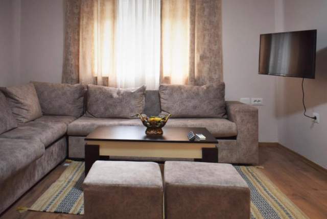 Tirane, shitet apartament 2+1 Kati 0, 75 m² 130.000 Euro (rruga kongresi i lushnjes)
