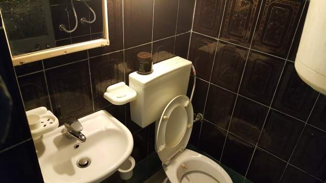 Durres, jepet me qera dyqan Kati 20, 30.000 Leke