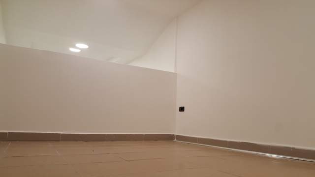 Durres, jepet me qera dyqan Kati 20, 30.000 Leke