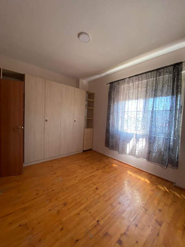 Tirane, jap me qera apartament 2+1+A+BLK Kati 7, 90 m² 40.000 Leke (Rruga Irfan Tomini)
