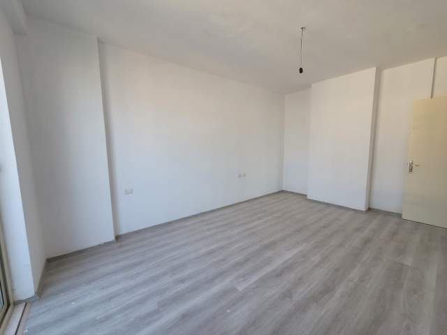 Tirane, jepet me qera apartament 1+1+BLK Kati 11, 98 m² 350 Euro