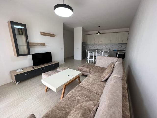 Tirane, jepet me qera apartament Kati 5, 120 m² 550 Euro (DON BOSKO)