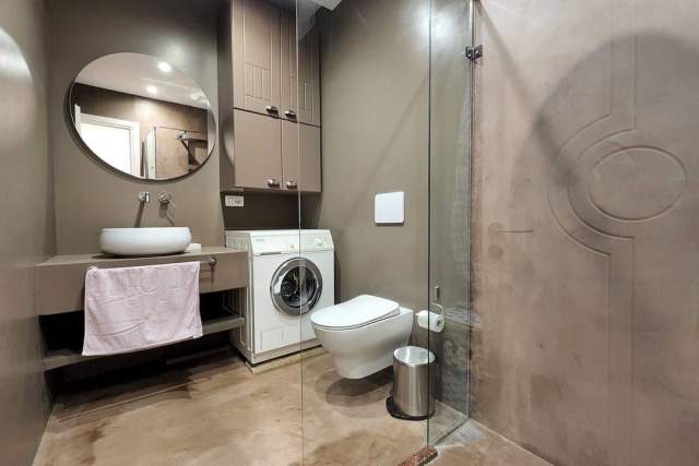 Tirane, jepet me qera apartament Kati 9, 90 m² 850 Euro (MYSLYM SHYRI)