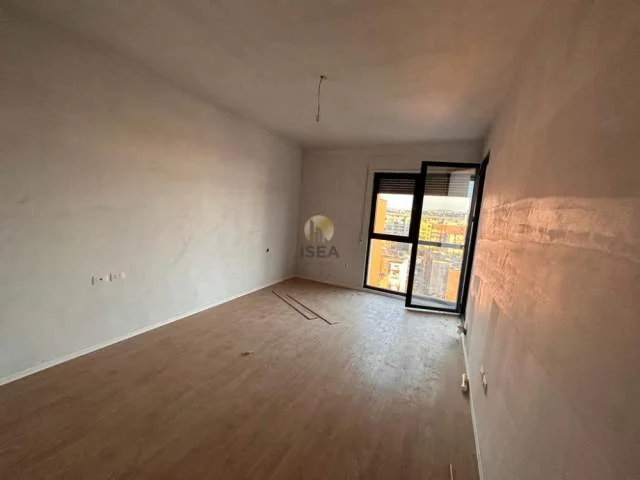 Tirane, shitet apartament 2+1+BLK Kati 8, 120 m² 162.000 Euro (ndodhet ne zonen e Spitaleve prane Pediatrise)