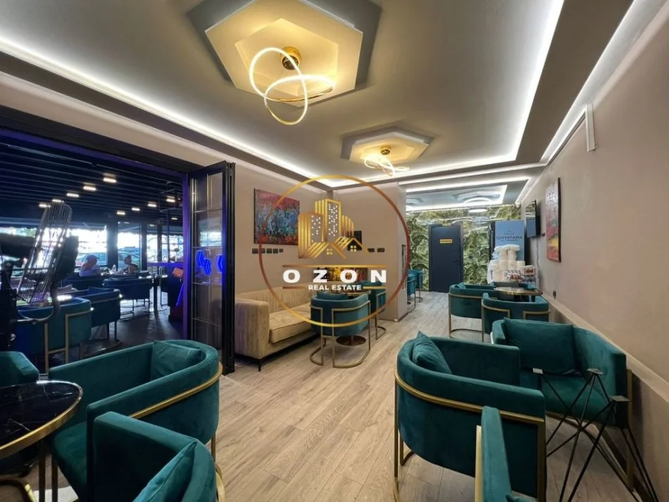 Shitet Lounge Bar Modern tek Ish Stacioni i Fundit i Tiranës së Re!