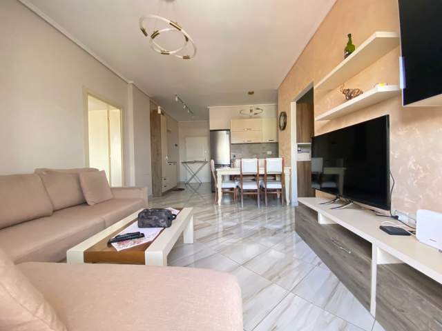 Tirane, jepet me qera apartament 2+1+BLK Kati 9, 85 m² 800 Euro (Rruga Myslym Shyri)
