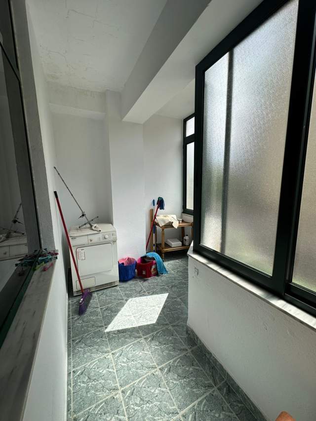 Tirane, shitet apartament 2+1+BLK Kati 3, 100 m² 200.000 Euro (Rruga Ismail Qemali)