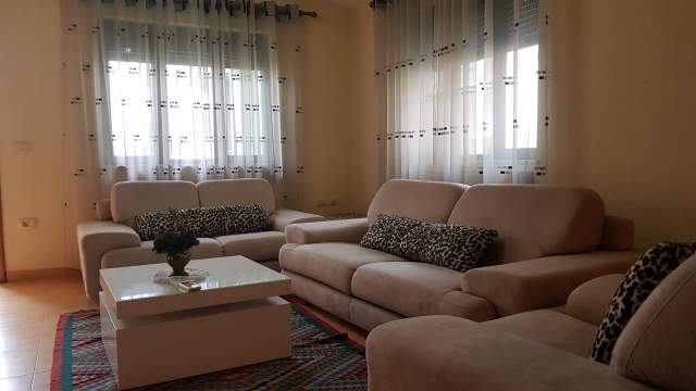 Tirane, jepet me qera 2+1+BLK Kati 3, 98 m² 500 Euro