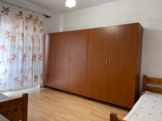 Tirane, jepet me qera apartament 2+1+BLK Kati 5, 92 m² 48000 LEKE/MUAJ (Naim Frasheri)