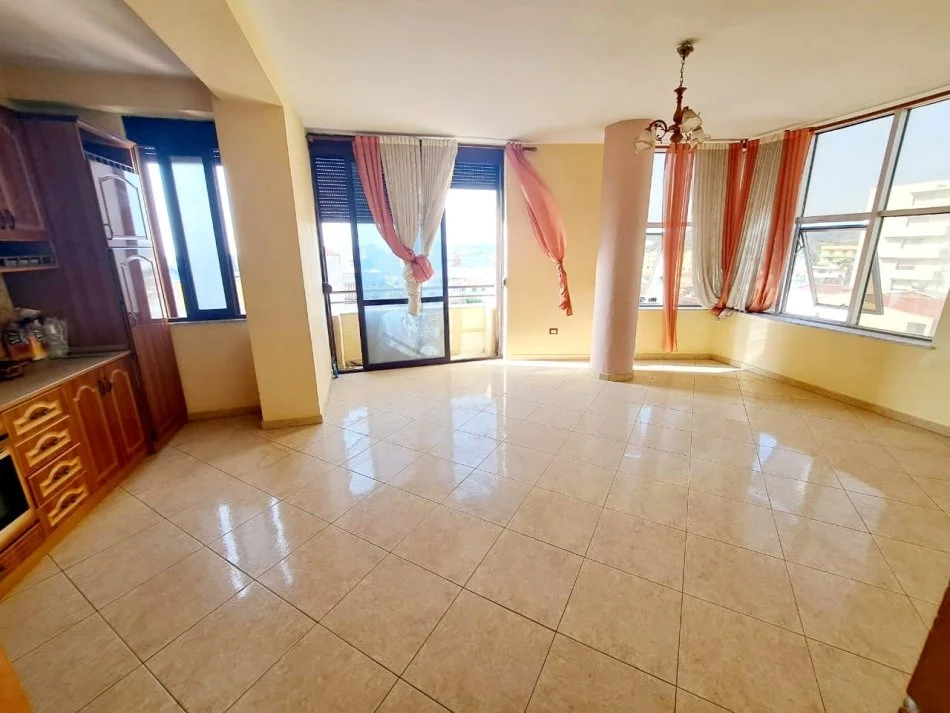 Kavaje, shitet apartament 3+1+Aneks+Ballkon , 147 m² 74.900 € (shetitorja Kavaljon,Kavaje)