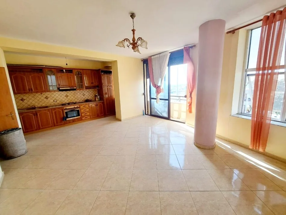 Kavaje, shitet apartament 3+1+Aneks+Ballkon , 147 m² 74.900 € (shetitorja Kavaljon,Kavaje)