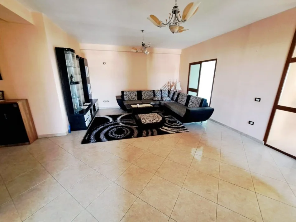 Kavaje, shitet apartament 3+1+Aneks+Ballkon , 147 m² 74.900 € (shetitorja Kavaljon,Kavaje)