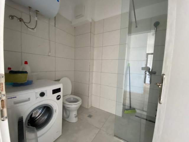Tirane, jepet me qera apartament 2+1 450 Euro (Ish Hipoteka)