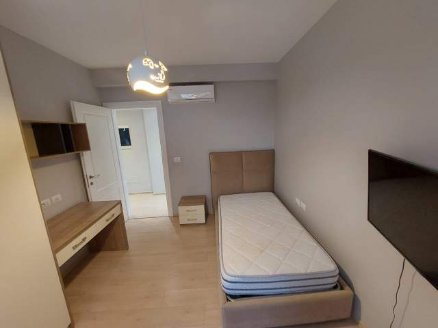 Tirane, jepet me qera apartament 3+1+BLK Kati 2, 145 m² 1.300 Euro (Prane TEG)
