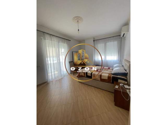 Tirane, jepet me qera apartament 2+1+A+BLK Kati 3, 75 m² 650 Euro (KOPSHTI BOTANIK)