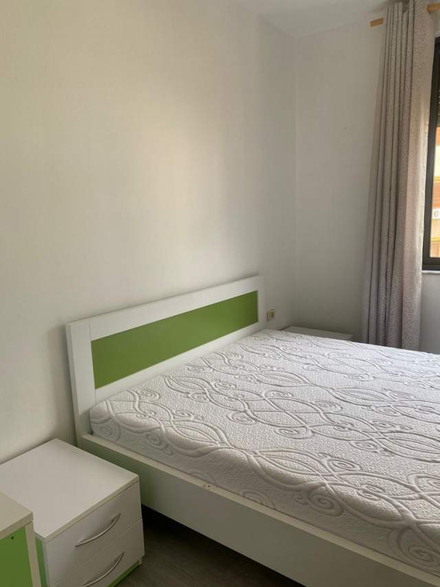 Tirane, jepet me qera apartament 2+1+BLK Kati 3, 100 m² 60.000 Leke (Shkolla Baletit)