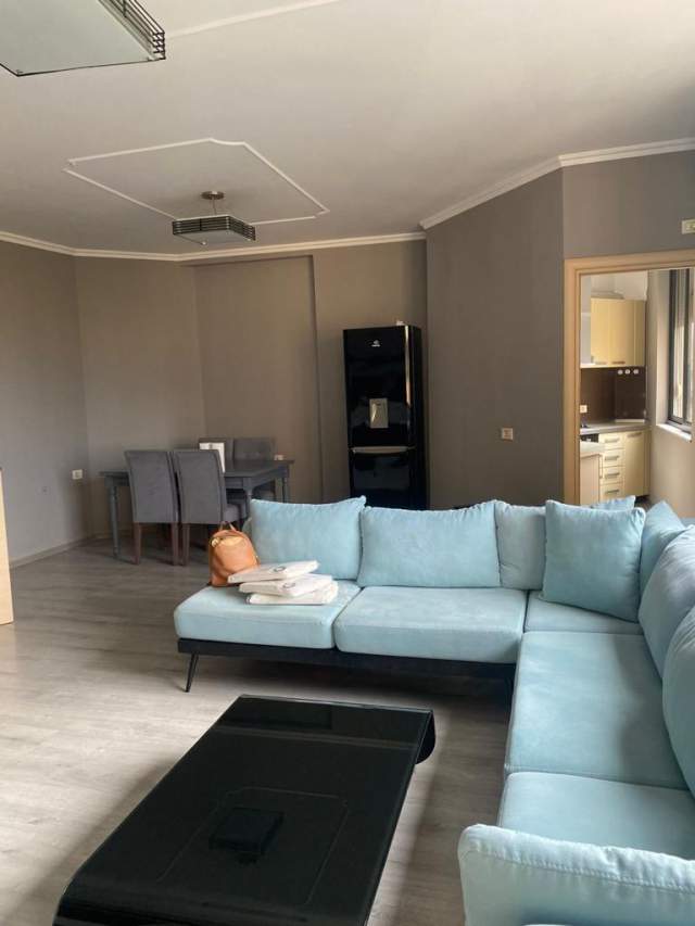 Tirane, jepet me qera apartament 2+1+BLK Kati 3, 100 m² 60.000 Leke (Shkolla Baletit)