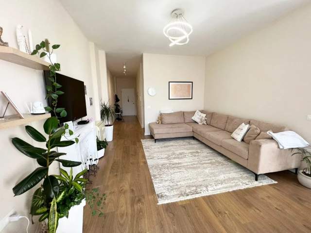 Tirane, jepet me qera apartament 2+1+BLK Kati 5, 111 m² 1.000 Euro (Kika 2)
