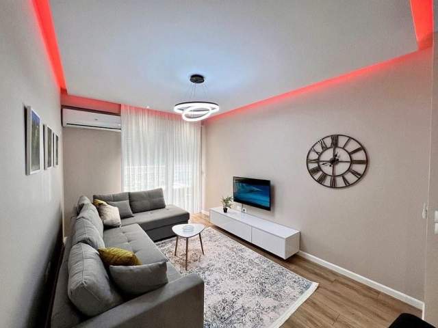 Tirane, jepet me qera apartament Kati 6, 80 m² 700 Euro (KOMUNA E PARISIT)