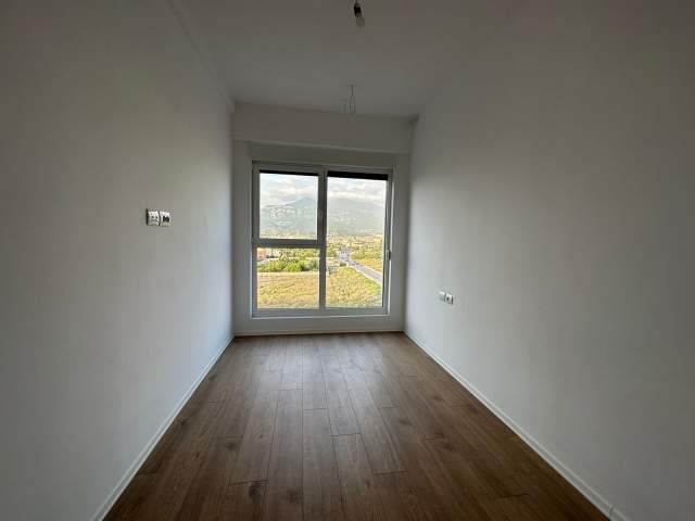Tirane, shitet apartament 2+1+BLK Kati 5, 93 m² 145.000 Euro (Bulevardi i Ri)