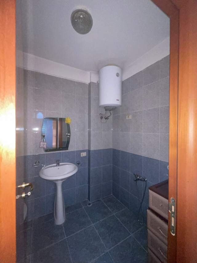 Tirane, jepet me qera Apartament 2+1+2+bllk 📍 Ish Stacioni Trenit, prane SPAK