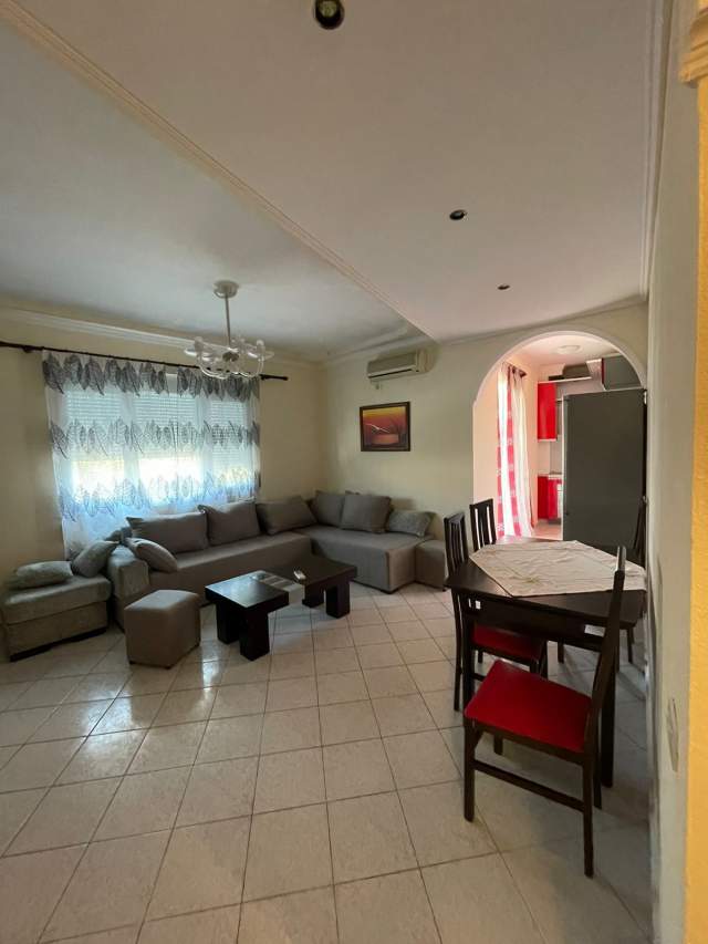 Tirane, jepet me qera apartament 1+1+BLK Kati 4, 84 m² 600 Euro (Reshit Petrela)