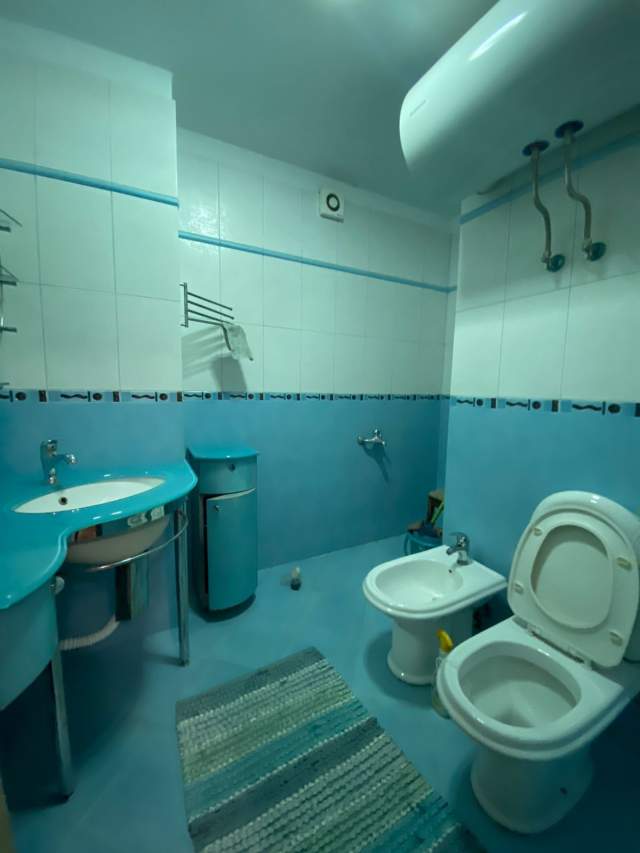Tirane, jepet me qera apartament 2+1+BLK Kati 5, 102 m² 500 Euro (Don Bosko)