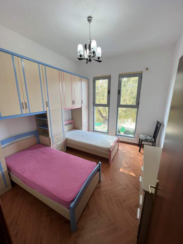 Tirane, jepet me qera apartament 2+1+BLK Kati 1, 125 m² 50.000 Leke (Astir)