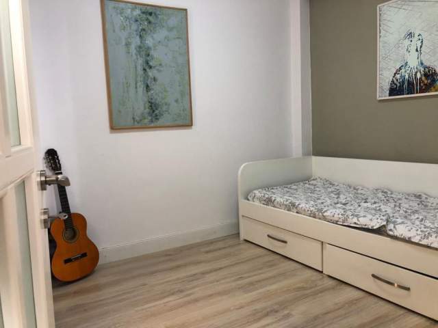 Tirane, jepet me qera apartament Kati 3, 62 m² 500 Euro (Riza Cerova)