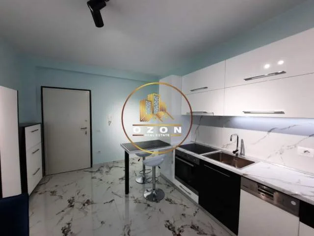 JEPET ME QIRA GARSONIERE, NE DON BOSKO  450 Euro!