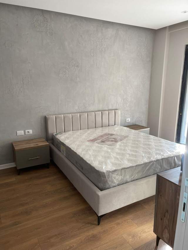Tirane, jepet me qera apartament 1+1+BLK Kati 6, 69 m² 500