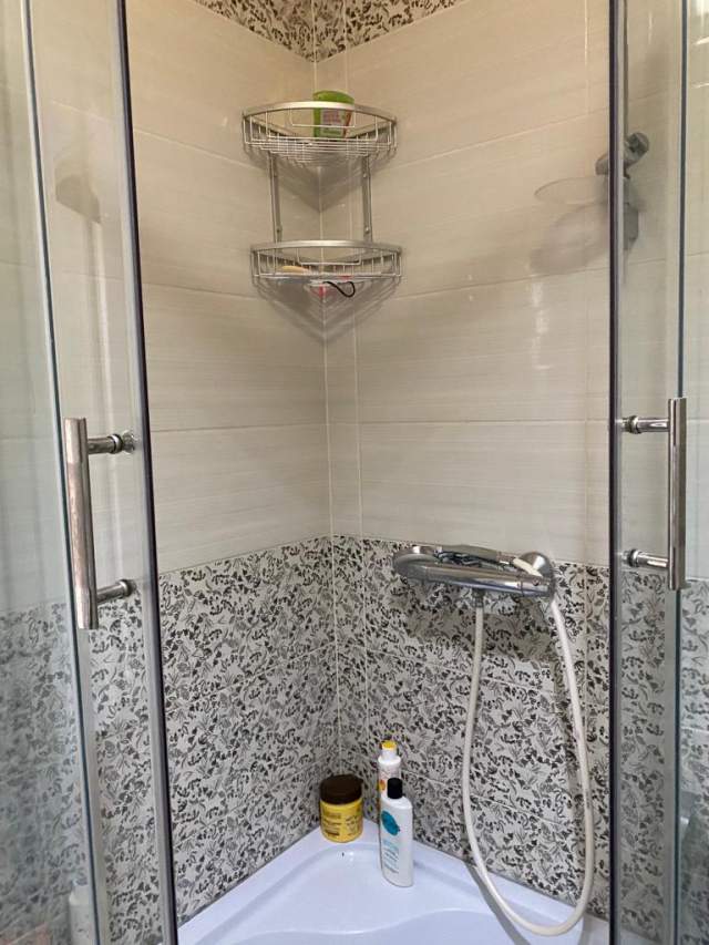 Tirane, jepet me qera apartament 3+1+BLK Kati 10, 120 m² 800 Euro (Rruga Panorama, Prestige)