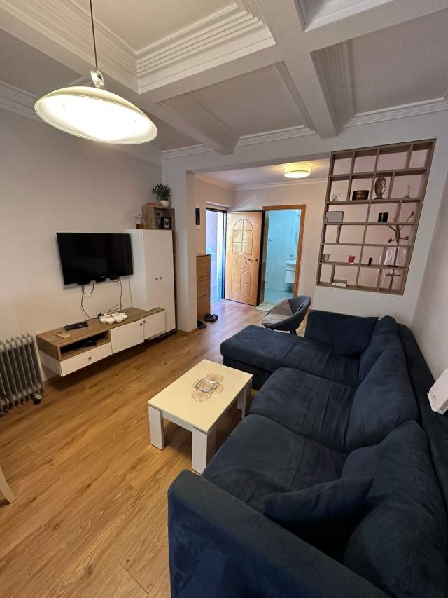 Tirane, jepet me qera apartament 2+1 Kati 3, 80 m² 500 Euro