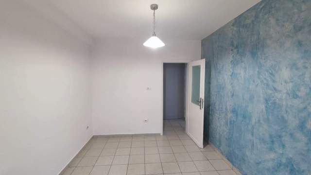 Tirane, ofert apartament 2+1 Kati 1, 55 m² 35.000 Leke (sulejman delvina)
