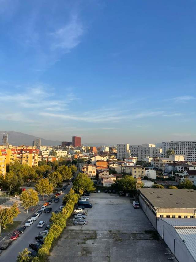 Tirane, jepet me qera apartament 1+1+BLK Kati 7, 63 m² 350 Euro (Fusha e Aviacionit)