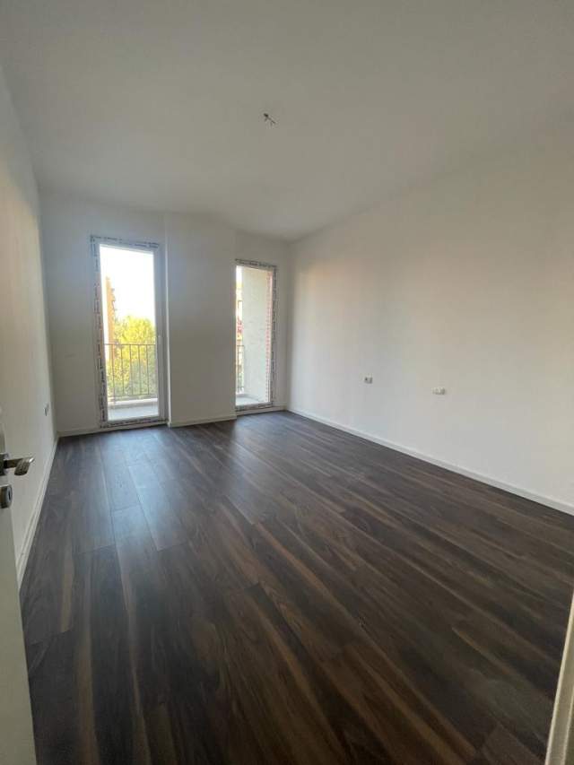 Tirane, jepet me qera apartament 1+1+BLK Kati 7, 63 m² 350 Euro (Fusha e Aviacionit)