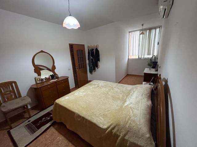 Tirane, jepet me qera apartament 2+1 Kati 6, 87 m² 600 Euro (Rruga Vace Zela)