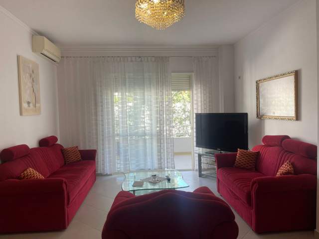 Tirane, ofert apartament 2+1+BLK Kati 5, 115 m² 600 Euro (Kopshti Zoologjik)