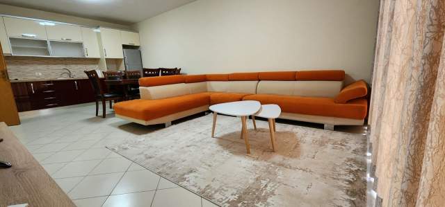 Tirane, jepet me qera apartament 2+1+BLK Kati 4, 110 m² 550 Euro (Astir)
