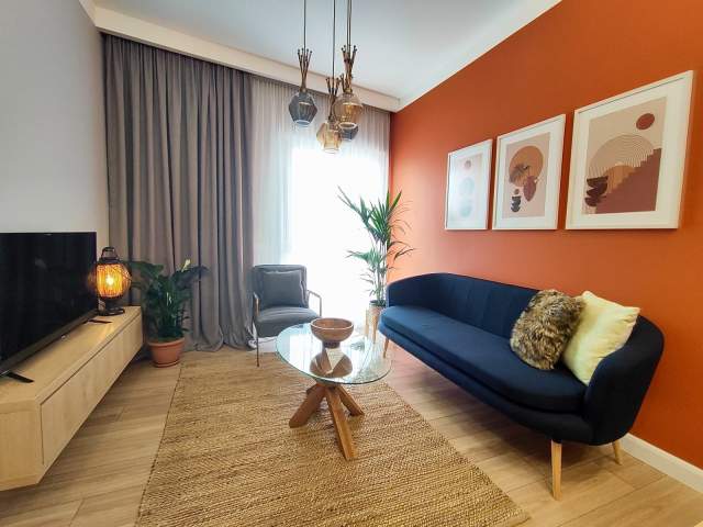 Tirane, jepet me qera apartament 2+1 Kati 7, 64 m² 950 Euro (Rr. Barrikadave)